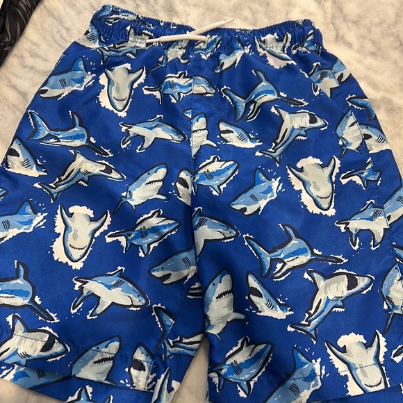 (7)Lot of boys Childrens place swim trunks - Picture 2 of 8